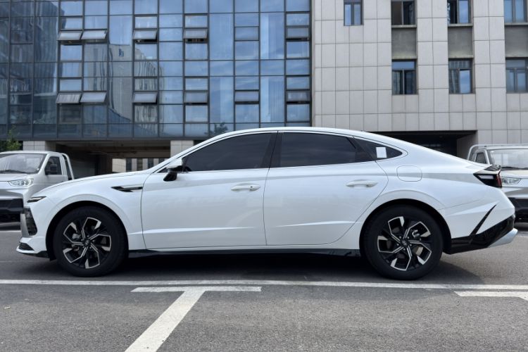 Used Hyundai Sonata 2024 1.5T Pro Exterior 6
