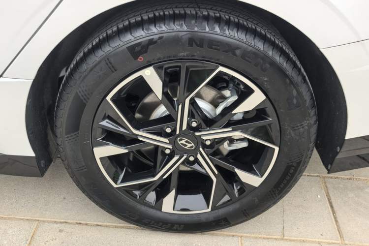 Used Hyundai Sonata 2024 1.5T Pro Exterior 6