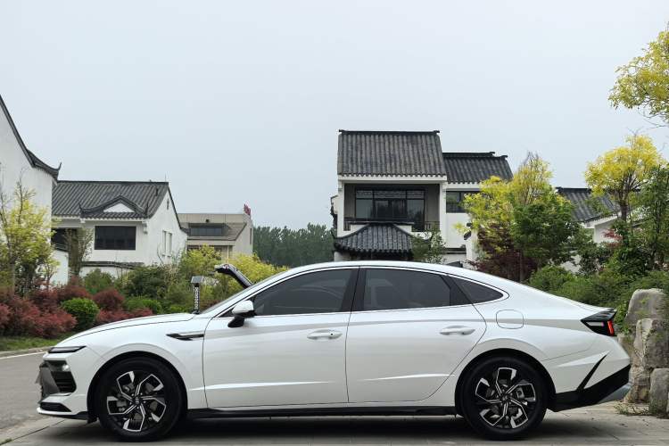 Used Hyundai Sonata 2024 1.5T Pro Exterior 7