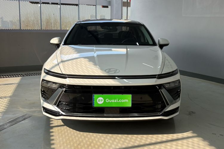 Used Hyundai Sonata 2024 1.5T Max Exterior 9