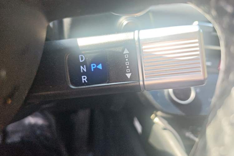 Used Hyundai Sonata 2024 1.5T Pro Gear Lever
