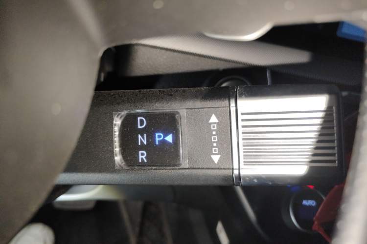 Used Hyundai Sonata 2024 1.5T Pro Gear Lever
