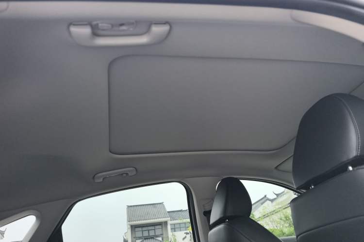 Used Hyundai Sonata 2024 1.5T Pro Headliner
