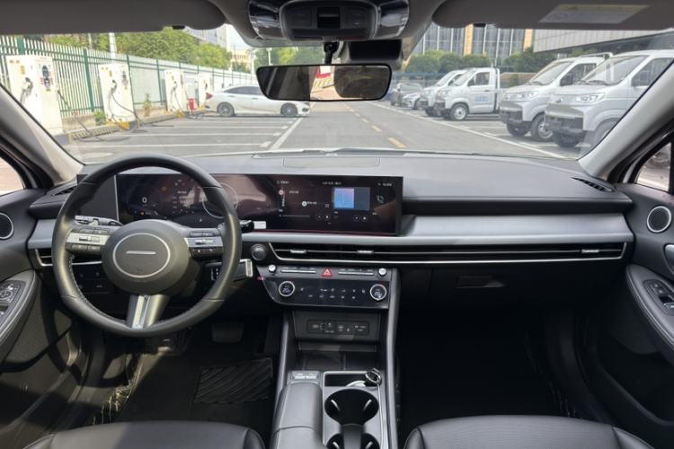 Used Hyundai Sonata 2024 1.5T Pro Interior 2