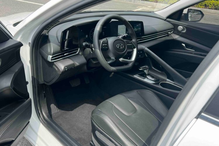 Used Hyundai Sonata 2024 1.5T Pro Left Front Seat