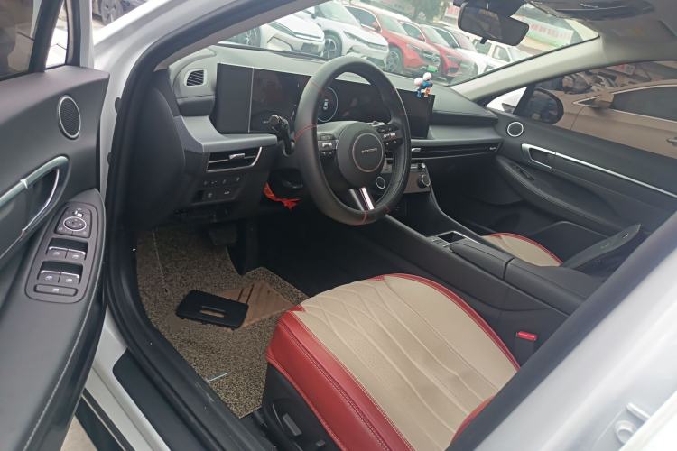 Used Hyundai Sonata 2024 1.5T Pro Left Front Seat