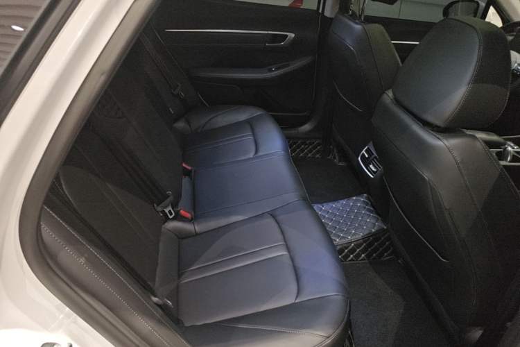 Used Hyundai Sonata 2024 1.5T Pro Left Rear Seat