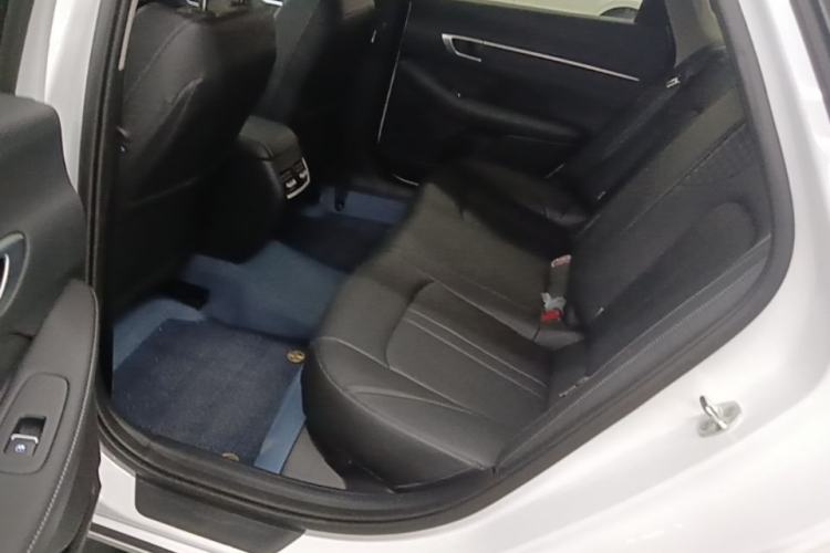 Used Hyundai Sonata 2024 1.5T Pro Left Rear Seat