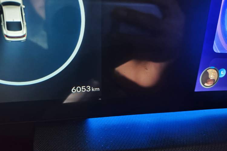 Used Hyundai Sonata 2024 1.5T Pro Odometer Close Up