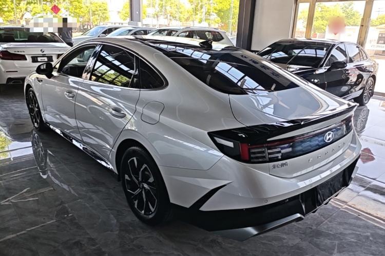 Used Hyundai Sonata 2024 1.5T Pro Rear Left 45 Deg