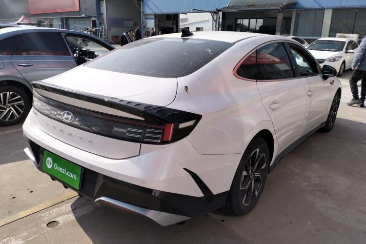 Used Hyundai Sonata 2024 1.5T Pro Rear Right 45 Deg