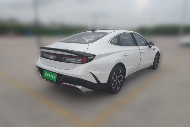 Used Hyundai Sonata 2024 1.5T Pro Rear Right 45 Deg