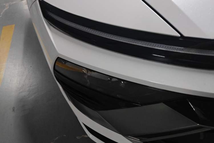 Used Hyundai Sonata 2024 1.5T Pro Right Front Headlight