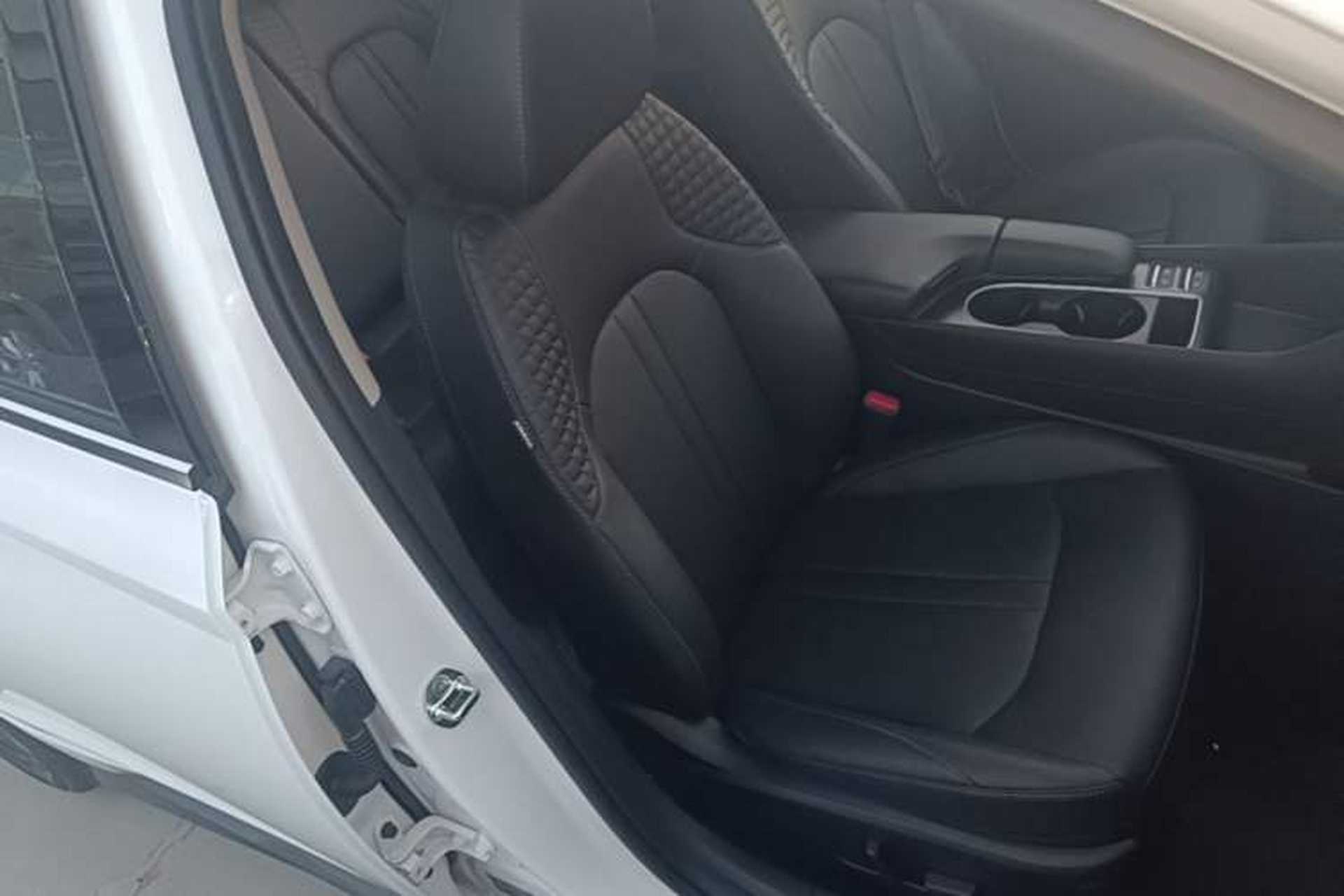 Used Hyundai Sonata 2024 1.5T Pro Right Front Seat