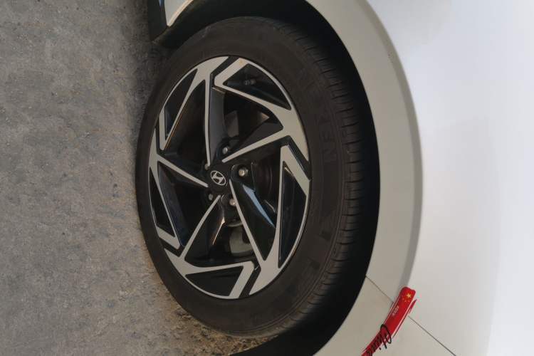 Used Hyundai Sonata 2024 1.5T Max Right Front Wheel Hub