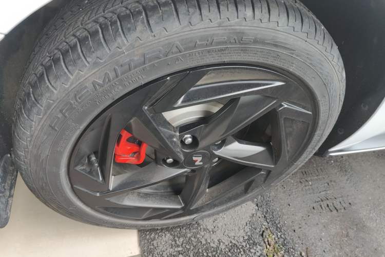 Used Hyundai Sonata 2024 2.0T N Line Pro Right Rear Wheel Hub