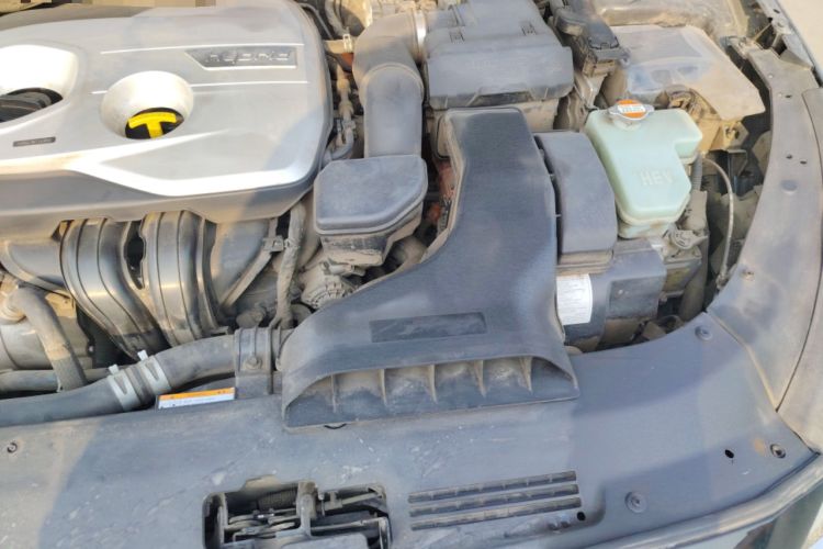 Used Hyundai Sonata Plug-in Hybrid 2018 2.0 PHS Smart Connect Version China VI Standard Engine Bay Left