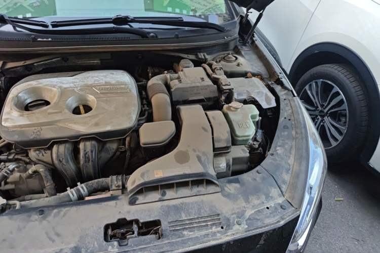 Used Hyundai Sonata Plug-in Hybrid 2018 2.0 PHE Smart Enjoyment Version China VI Standard Engine Bay Left