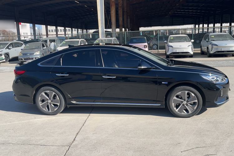 Used Hyundai Sonata Plug-in Hybrid 2018 2.0 PHS Smart Connect Version China VI Standard Exterior 2