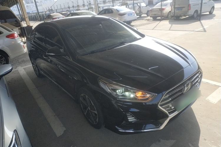 Used Hyundai Sonata Plug-in Hybrid 2018 2.0 PHS Smart Connect Version China VI Standard Front Right 45 Deg