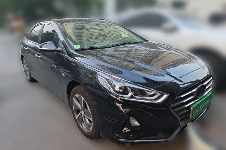 Used Hyundai Sonata Plug-in Hybrid 2018 2.0 PHE Smart Enjoyment Version China VI Standard Front Right 45 Deg