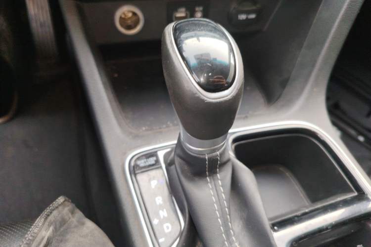Used Hyundai Sonata Plug-in Hybrid 2018 2.0 PHS Smart Connect Version China VI Standard Gear Lever