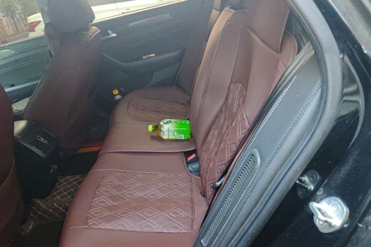 Used Hyundai Sonata Plug-in Hybrid 2018 2.0 PHE Smart Enjoyment Version China VI Standard Left Rear Seat