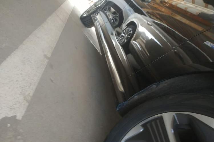 Used Hyundai Sonata Plug-in Hybrid 2018 2.0 PHS Smart Connect Version China VI Standard Right Side Sill