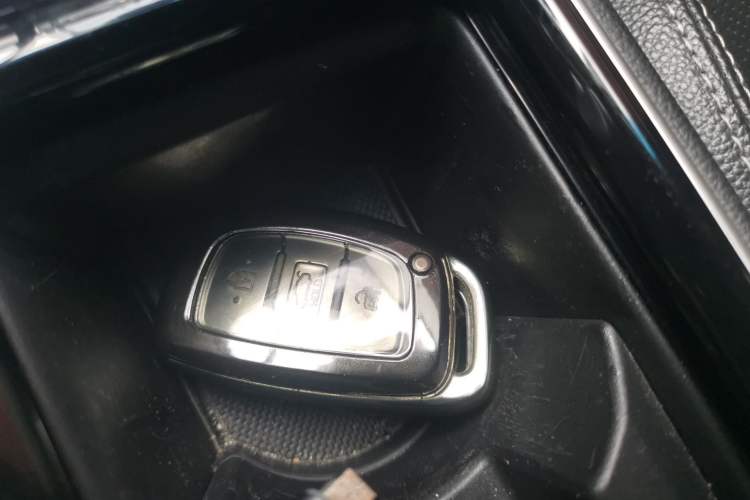 Used Hyundai Sonata Plug-in Hybrid 2018 2.0 PHS Smart Connect Version China V Standard Vehicle Key