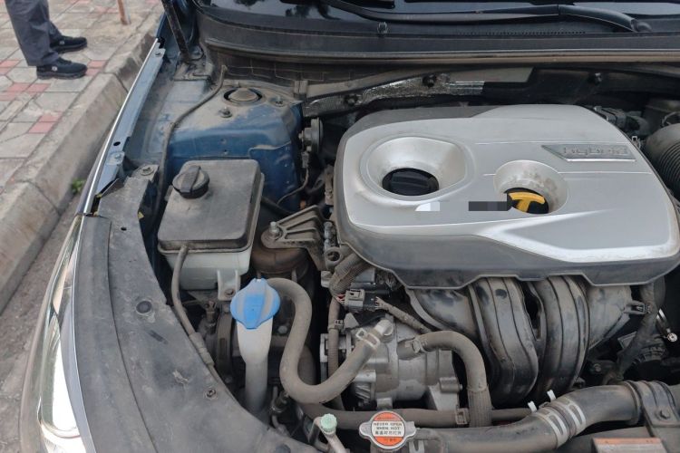Used Hyundai Sonata Plug-in Hybrid 2018 2.0 PHT ZhiZun Edition China V Standard Engine Bay Right