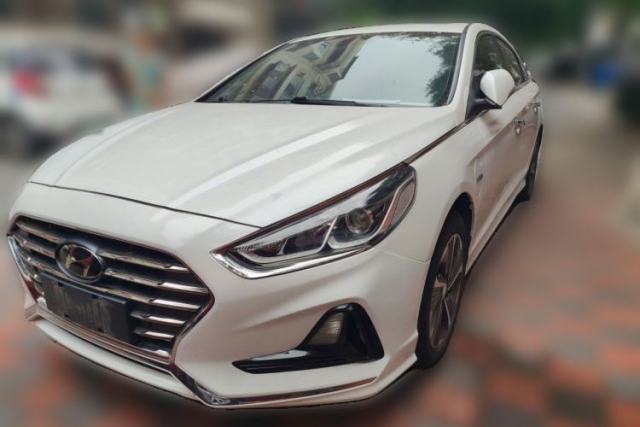 Ojetý Hyundai Sonata Plug-in Hybrid 2018 2.0 PHE Smart Enjoyment Version China VI Standard