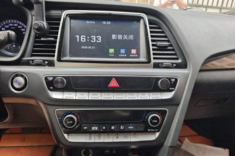 Used Hyundai Sonata Plug-in Hybrid 2018 2.0 PHS Smart Connect Version China VI Standard Audio And AC Panel