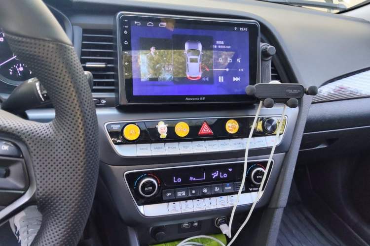 Used Hyundai Sonata Plug-in Hybrid 2018 2.0 PHE Smart Enjoyment Version China VI Standard Audio And AC Panel