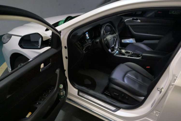 Used Hyundai Sonata Plug-in Hybrid 2018 2.0 PHS Smart Connect Version China V Standard Driver Seat