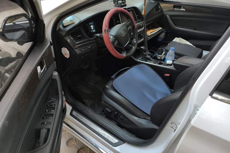 Used Hyundai Sonata Plug-in Hybrid 2018 2.0 PHS Smart Connect Version China VI Standard Driver Seat