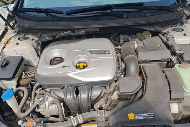 Used Hyundai Sonata Plug-in Hybrid 2018 2.0 PHS Smart Connect Version China V Standard Engine Bay
