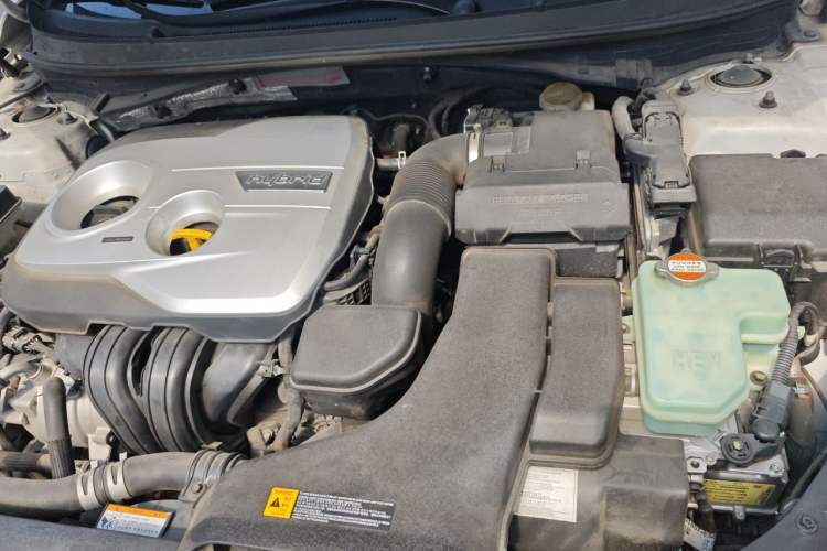 Used Hyundai Sonata Plug-in Hybrid 2018 2.0 PHS Smart Connect Version China V Standard Engine Bay Left