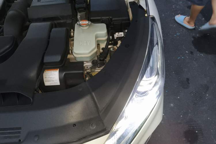 Used Hyundai Sonata Plug-in Hybrid 2018 2.0 PHS Smart Connect Version China V Standard Engine Bay Left