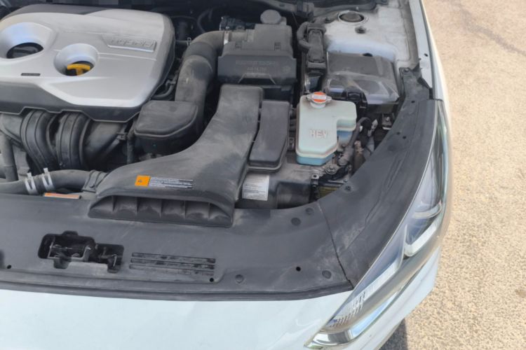 Used Hyundai Sonata Plug-in Hybrid 2018 2.0 PHE Smart Enjoyment Version China VI Standard Engine Bay Left