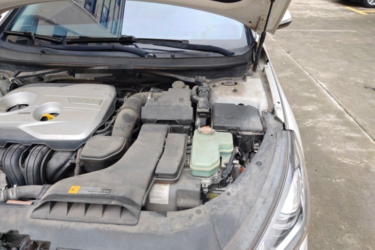 Used Hyundai Sonata Plug-in Hybrid 2018 2.0 PHS Smart Connect Version China V Standard Engine Bay Left