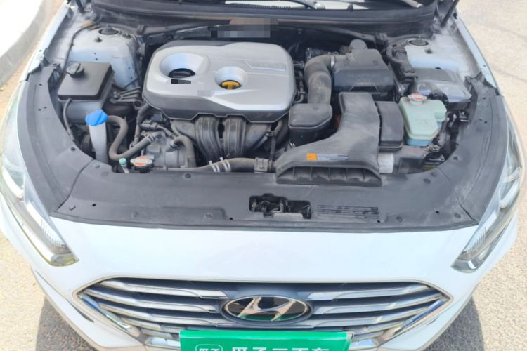 Used Hyundai Sonata Plug-in Hybrid 2018 2.0 PHE Smart Enjoyment Version China VI Standard Engine Bay
