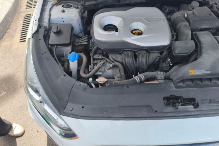 Used Hyundai Sonata Plug-in Hybrid 2018 2.0 PHE Smart Enjoyment Version China VI Standard Engine Bay Right