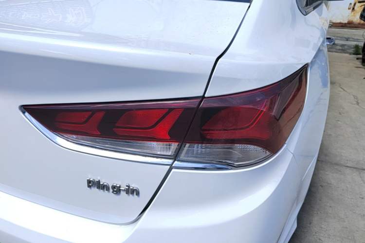 Used Hyundai Sonata Plug-in Hybrid 2018 2.0 PHE Smart Enjoyment Version China VI Standard Exterior 3