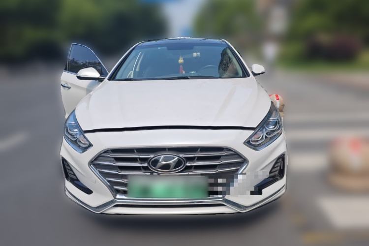 Used Hyundai Sonata Plug-in Hybrid 2018 2.0 PHS Smart Connect Version China V Standard Front