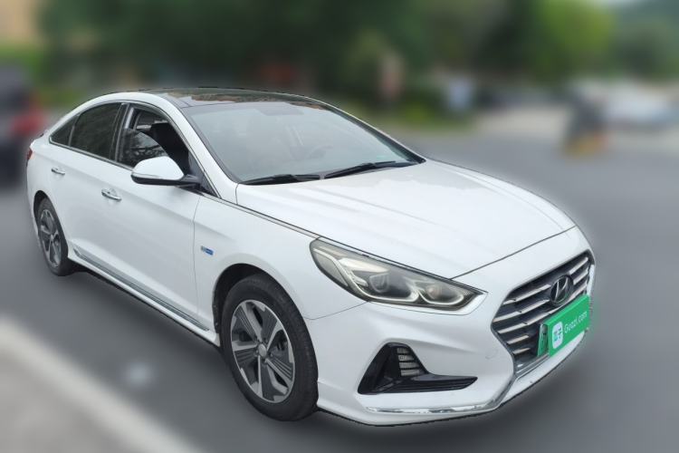 Used Hyundai Sonata Plug-in Hybrid 2018 2.0 PHS Smart Connect Version China V Standard Front Right 45 Deg