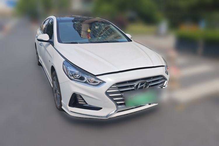 Used Hyundai Sonata Plug-in Hybrid 2018 2.0 PHS Smart Connect Version China V Standard Front Right 45 Deg