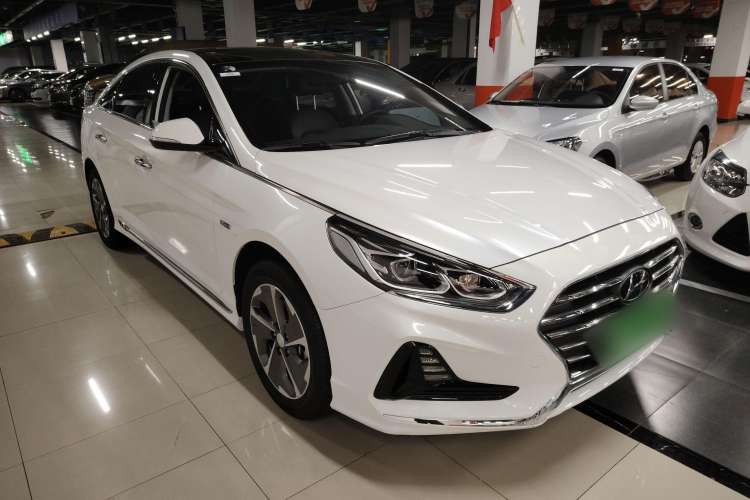 Used Hyundai Sonata Plug-in Hybrid 2018 2.0 PHS Smart Connect Version China VI Standard Front Right 45 Deg