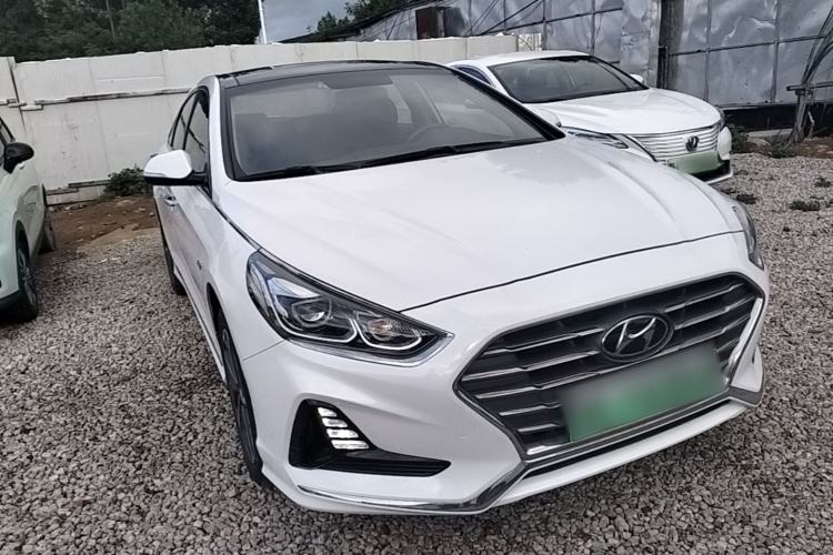 Used Hyundai Sonata Plug-in Hybrid 2018 2.0 PHS Smart Connect Version China VI Standard Front Right 45 Deg