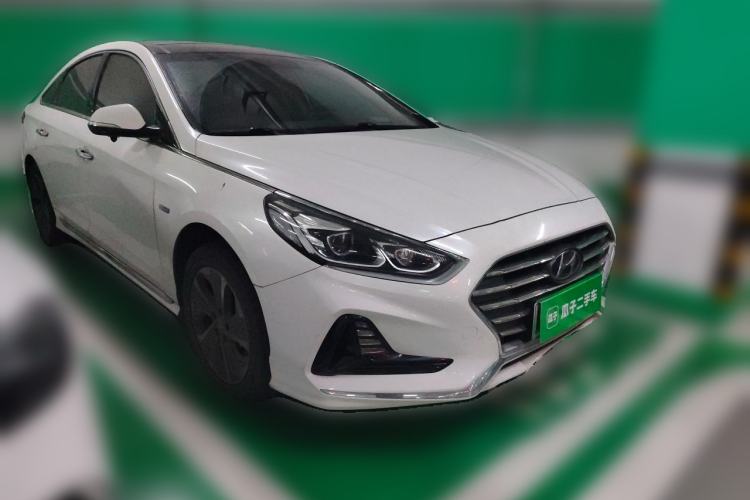 Used Hyundai Sonata Plug-in Hybrid 2018 2.0 PHS Smart Connect Version China VI Standard Front Right 45 Deg