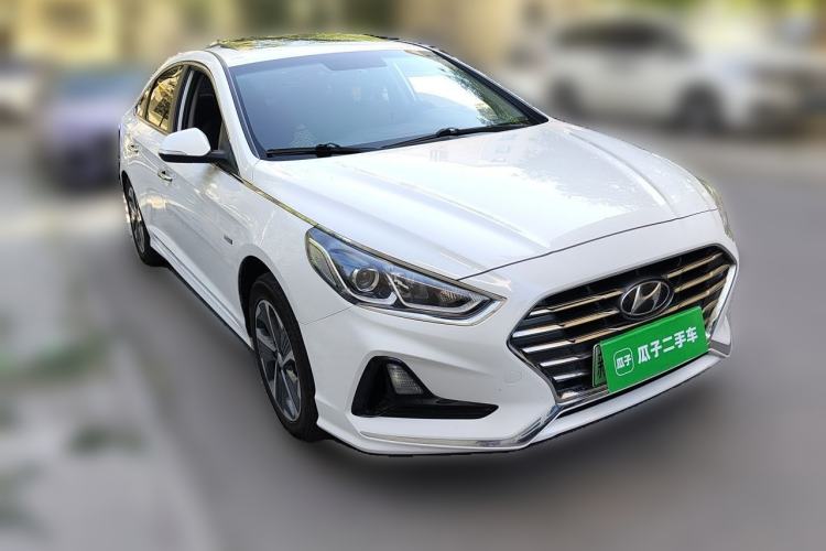 Used Hyundai Sonata Plug-in Hybrid 2018 2.0 PHE Smart Enjoyment Version China VI Standard Front Right 45 Deg